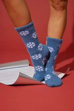 Load image into Gallery viewer, fuzzy socks snowflake
