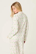 Load image into Gallery viewer, palm print long sleeve button top
