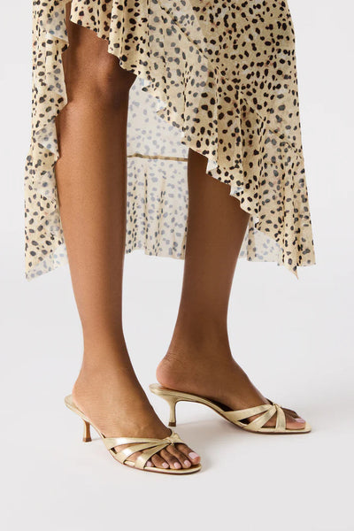 kitten heel sandal