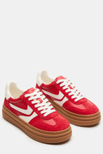 Load image into Gallery viewer, low top sneaker
