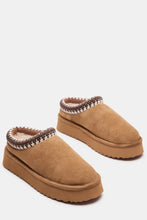 Load image into Gallery viewer, suede lined slipper
