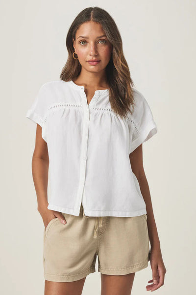 crochet trim short sleeve blouse
