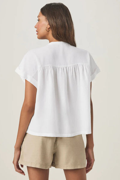 crochet trim short sleeve blouse