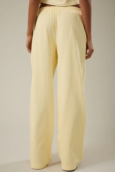 wide leg mid rise sweatpant
