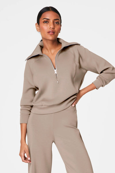 air essentials 1/2 zip top