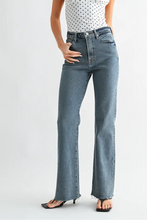 Load image into Gallery viewer, bootcut collection jean
