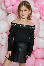 Load image into Gallery viewer, tween faux leather pleat skirt
