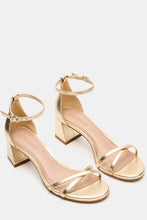 Load image into Gallery viewer, cross strap block heel
