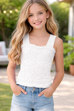 Load image into Gallery viewer, tween smock lace tank
