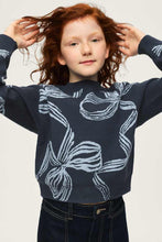 Load image into Gallery viewer, tween bows sweater
