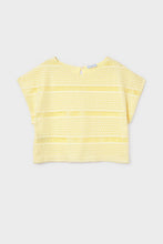 Load image into Gallery viewer, tween crochet top
