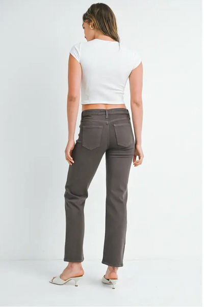 Mid Rise Straight Jean