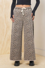 Load image into Gallery viewer, leo denim pull on pant
