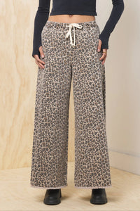 leo denim pull on pant