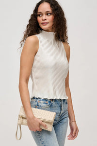 woven wristlet clutch