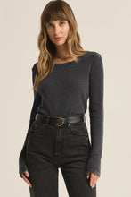 Load image into Gallery viewer, crew neck thermal top
