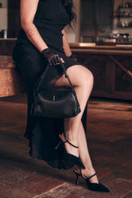 Load image into Gallery viewer, s strap suede heel
