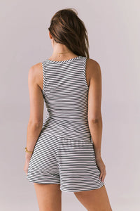 stripe keyhole tank
