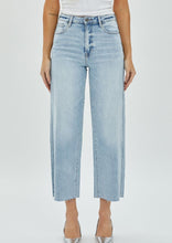 Load image into Gallery viewer, crop cut hem wide jean
