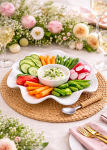 Load image into Gallery viewer, ruffle melamine chip + dip
