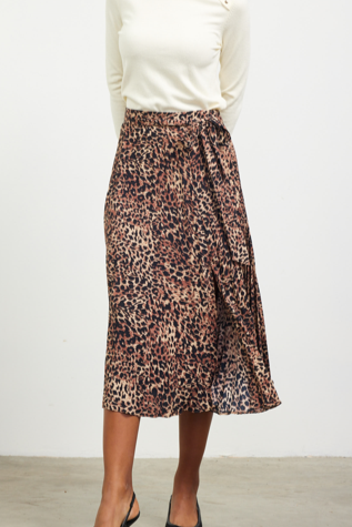 leo print pleat skirt