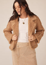 Load image into Gallery viewer, faux suede sherpa jacket
