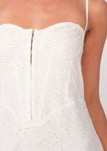 Load image into Gallery viewer, strapless bustier eyelet dress
