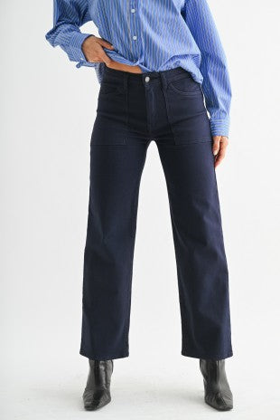 utility pocket relaxed jean