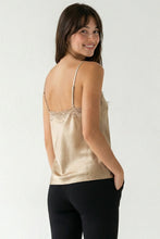 Load image into Gallery viewer, v neck lace trim cami
