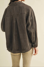 Load image into Gallery viewer, back pleat denim jacket
