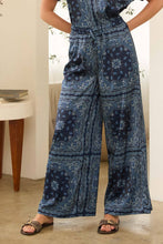 Load image into Gallery viewer, bandana print pant
