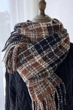 Load image into Gallery viewer, plaid tassel scarf
