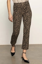 Load image into Gallery viewer, leo crop pant
