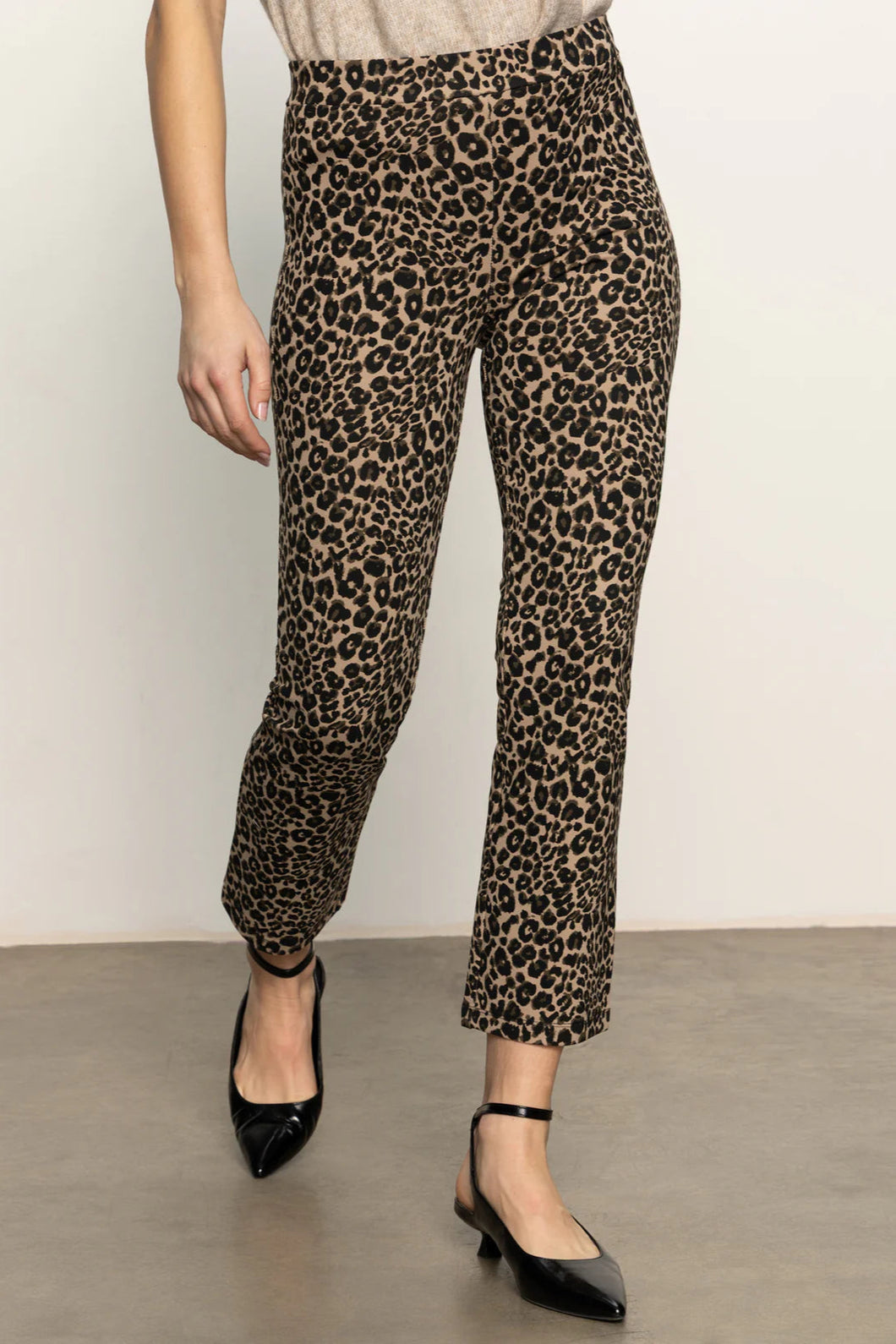 leo crop pant