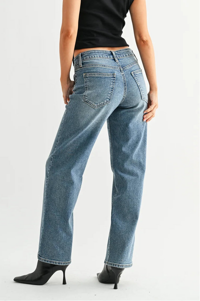 low rise loose straight jean