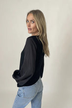 Load image into Gallery viewer, satin sleeve ribbed henley top
