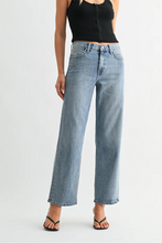 Load image into Gallery viewer, straight selvage cuff jean
