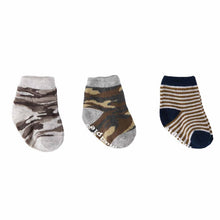 Load image into Gallery viewer, baby 3 pair sock set-camo
