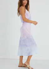 Load image into Gallery viewer, cloud dye midi skirt
