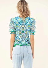 Load image into Gallery viewer, puff contrast sleeve silk tee

