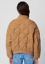 Load image into Gallery viewer, quilted jacket
