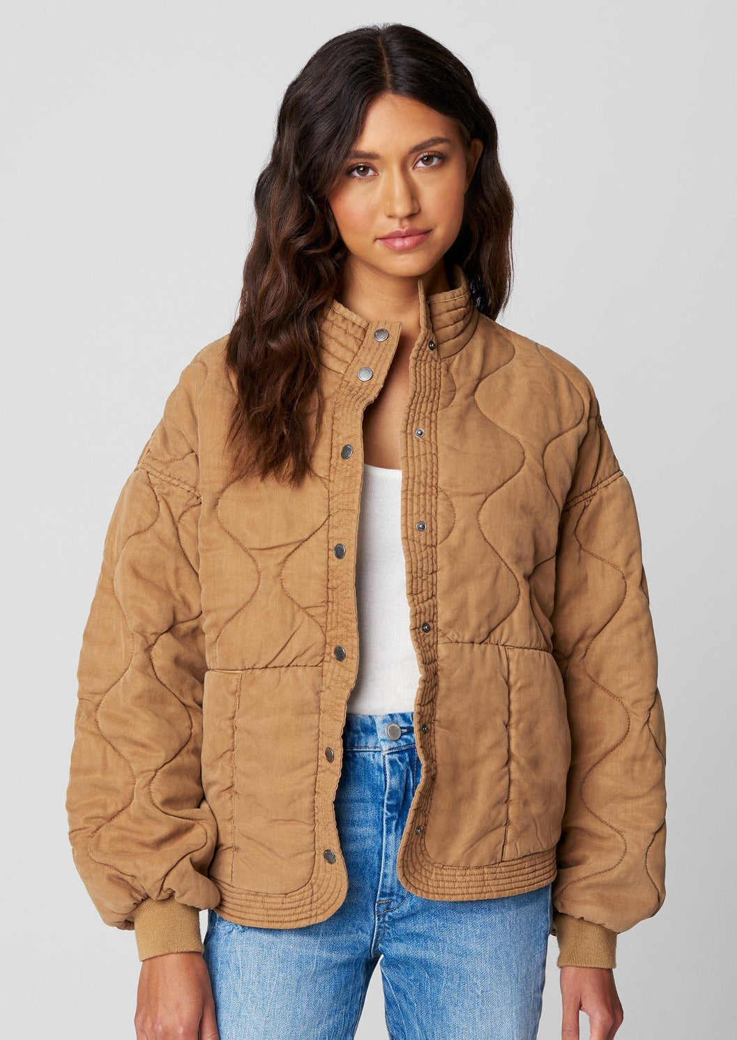 womens tan quilted jacket