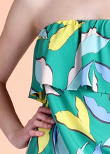 Load image into Gallery viewer, leaf print strapless top
