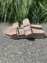 Load image into Gallery viewer, 2 buckle footbed sandal
