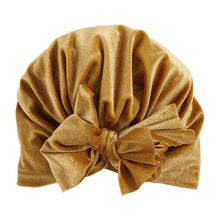Load image into Gallery viewer, infant velvet bow hat

