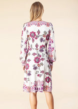 Load image into Gallery viewer, long sleeve v neck jersey print midi dress

