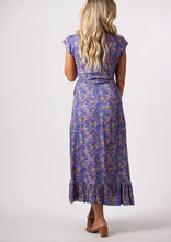 Load image into Gallery viewer, floral print wrap dress
