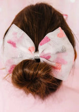 Load image into Gallery viewer, girls heart bow clip
