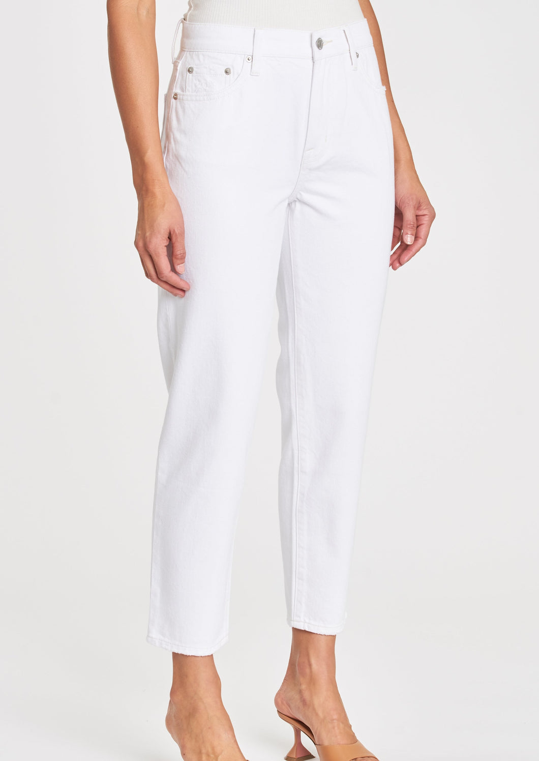 women high rise white jeans cropped