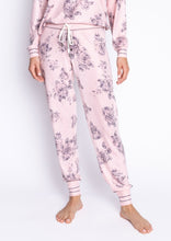 Load image into Gallery viewer, women rose print lounge pant
